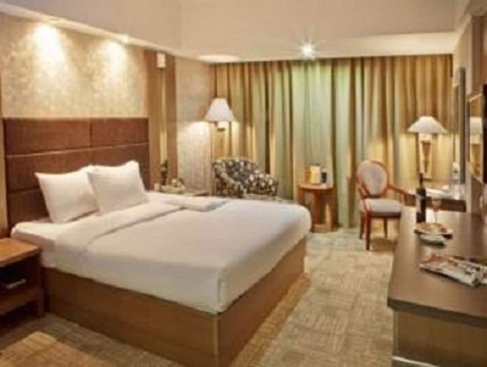 Hotel Treva International Jakarta Exterior foto