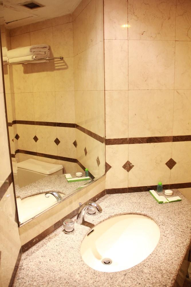 Hotel Treva International Jakarta Exterior foto